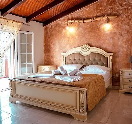Liberis Loft בית נופש